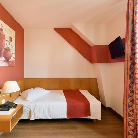 Hotel Aulac Lausanne Rom bilde
